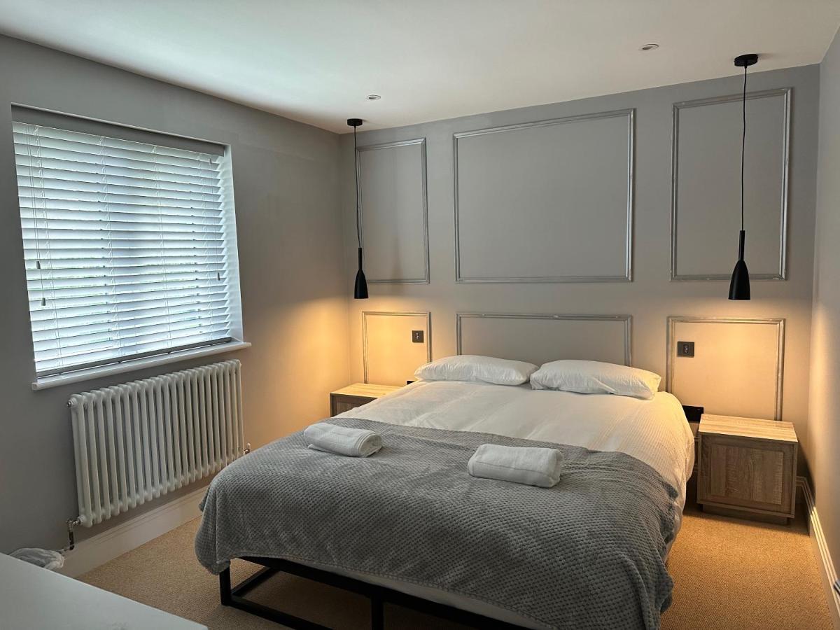 A Luxury 2 Bedroom Apartment Barnet Dış mekan fotoğraf