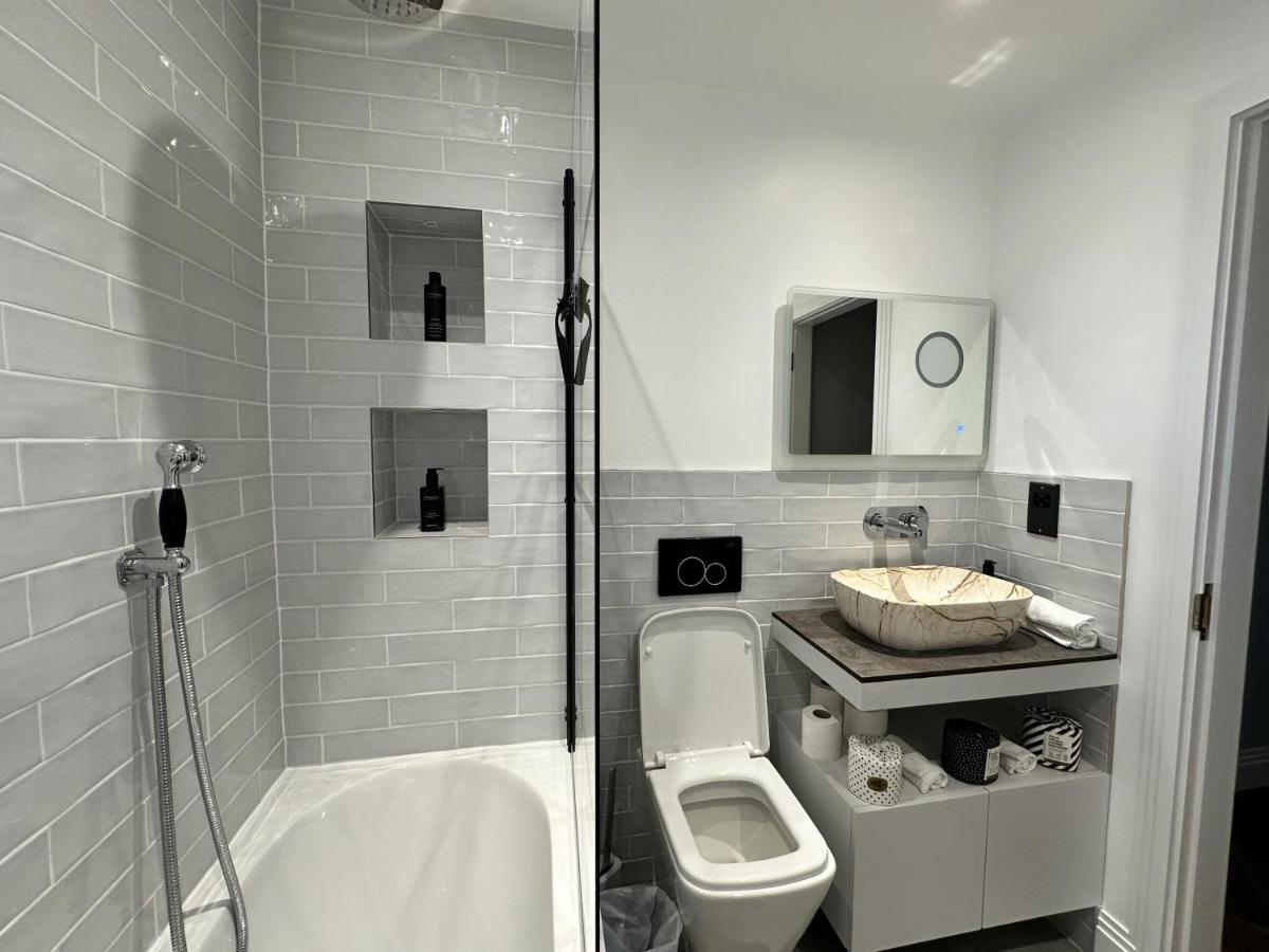A Luxury 2 Bedroom Apartment Barnet Dış mekan fotoğraf